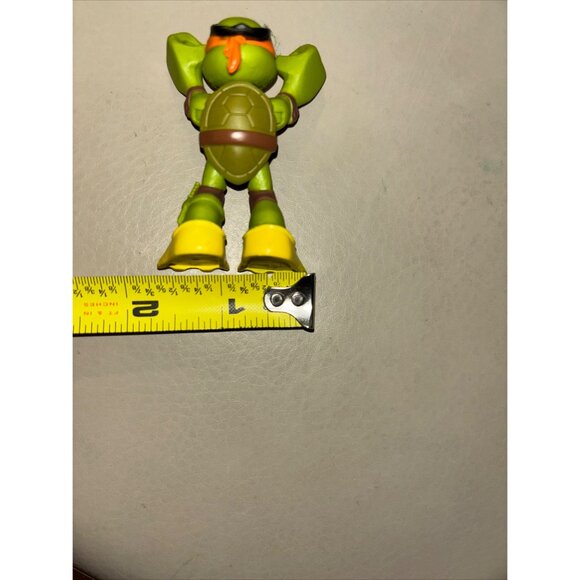 Turtles of Grayskull Michelangelo MOTU Origins Action Figure Broken Leg - Picture 6 of 7